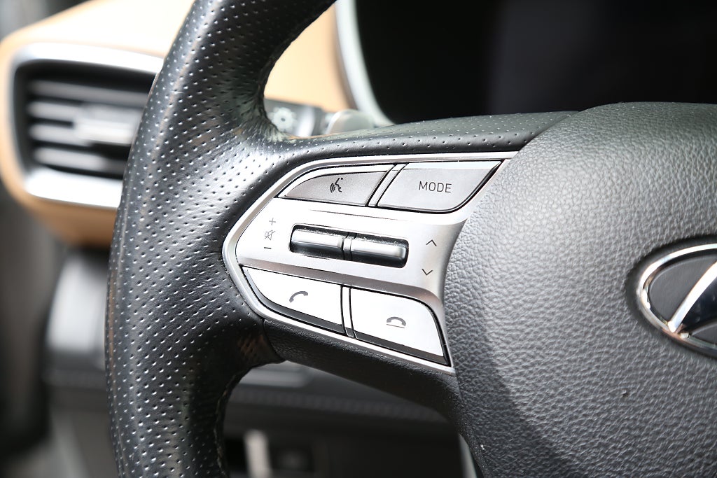 Hyundai Santa Fe PHEV 265hk 4WD 7-sits Advance Luxury pkt Leasbar Drag 2021