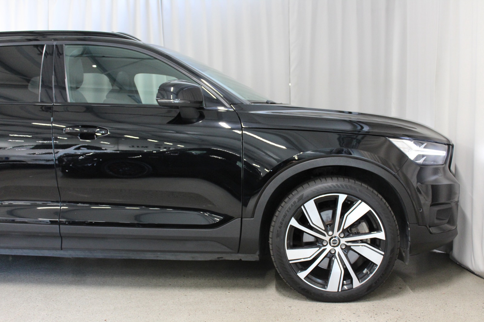 Volvo XC40 P8 Recharge Twin Pro, Panorama, 360 kam, Värmepump 2022 - miniatyr 3