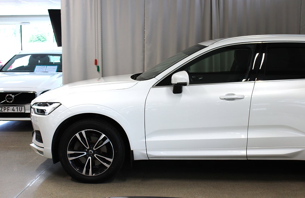 Volvo XC60 D4 AWD 190HK, Style - Paket, Värmare, Kamera, Navi, S&V