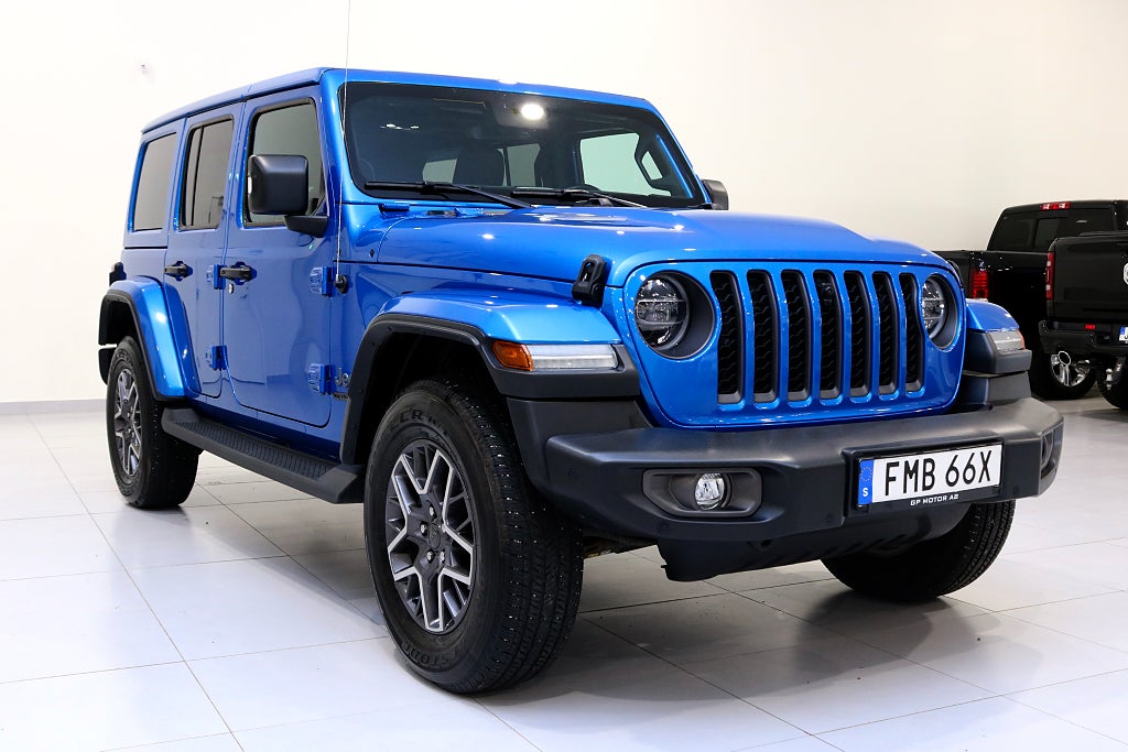 Jeep Wrangler Unlimited 4xe 379hk /Alpine / Keyless / Drag /Soft top 