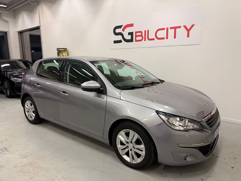 Peugeot 308 1.2 PURETECH 110 ACTIVE FACELIFT NYBESIKTAD 0% RÄNTA