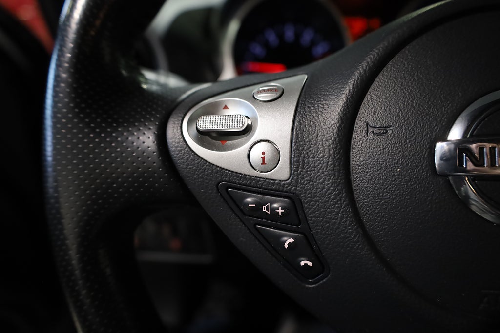 Nissan Juke 1.6 XTRONIC 117HK AUT Navi Kamera Blåtand 2016