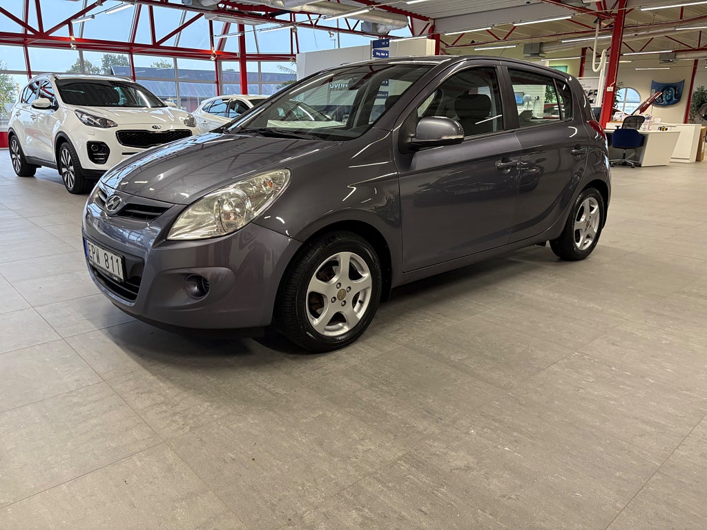 Hyundai i20 5-dörrar 1.2 Select Euro 5 v-hjul