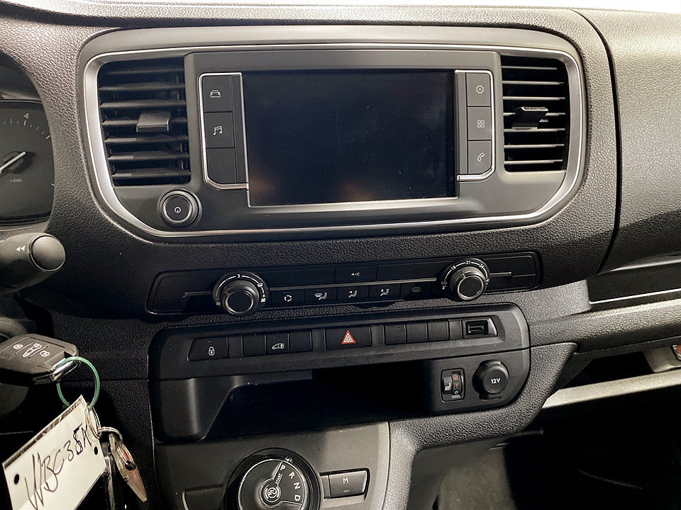 Bild på Peugeot Expert PRO 2.0 BHDi 145hk Aut L3 - DRAG, B-KAMERA