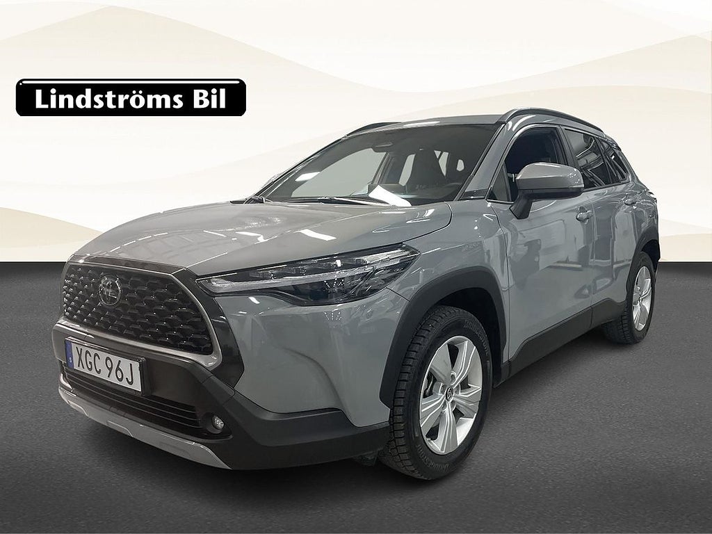 Toyota Corolla Cross Hybrid AWD-i Style 2.0 197hk V-Hjul Moms