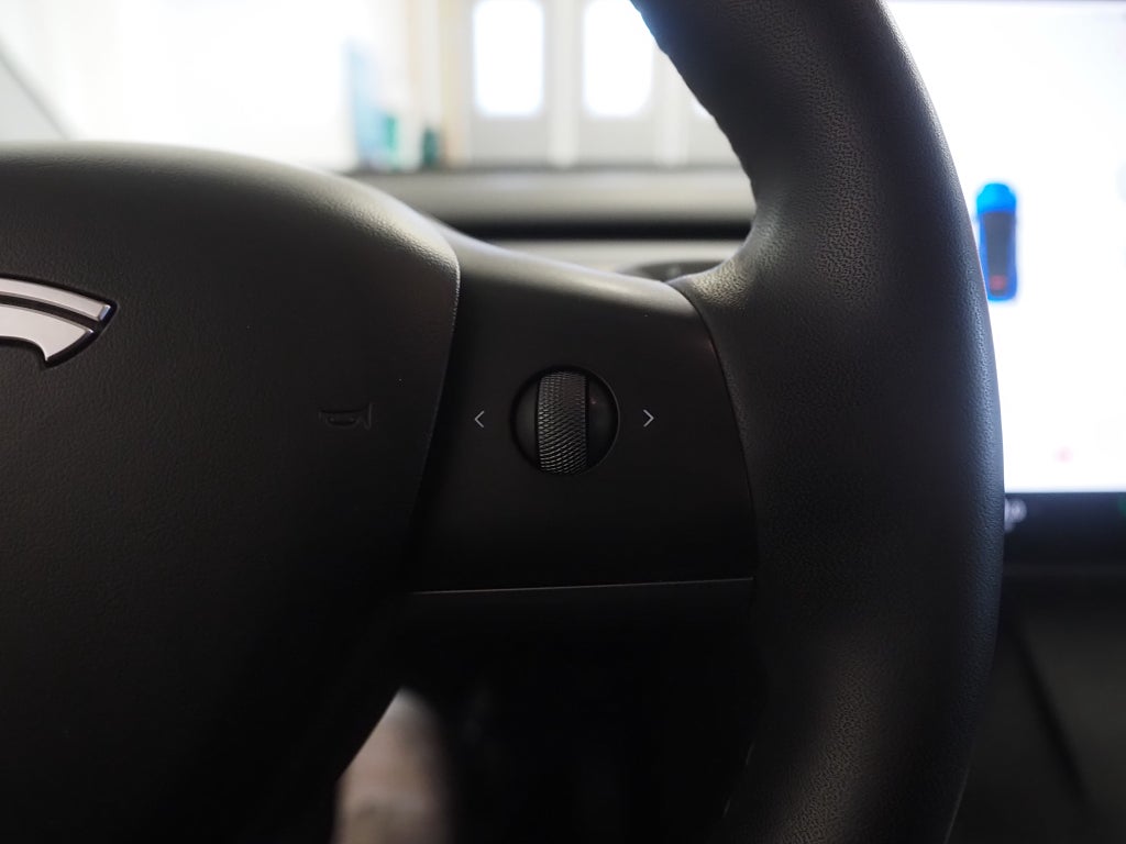 Tesla Model Y Long Range AWD 514hk | Dragkrok | Panoramaglastak | 2021