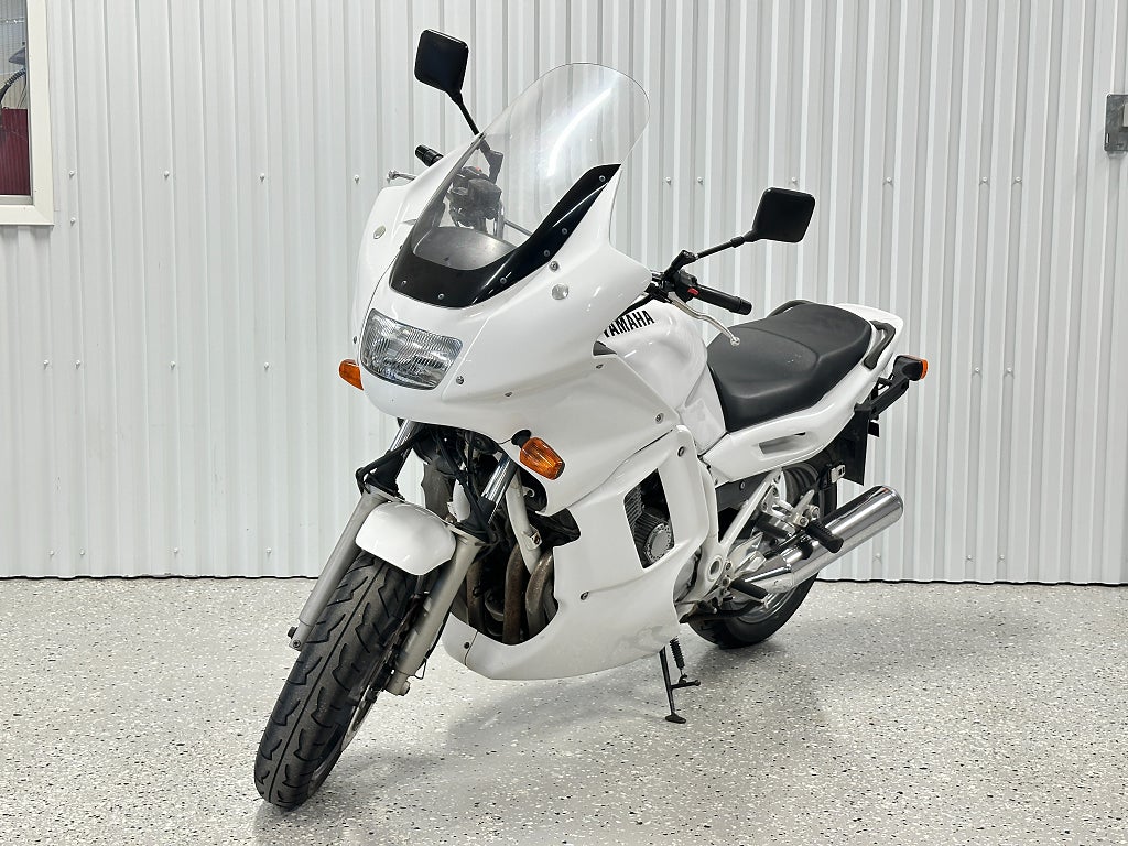 Yamaha XJ900S 84 HK Nyservad Nybesiktigad