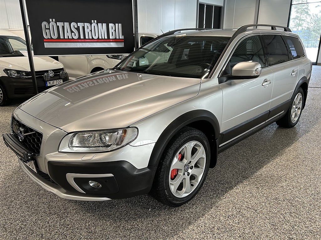 Volvo XC70 II D4 AWD 181HK Classic Summum Aut