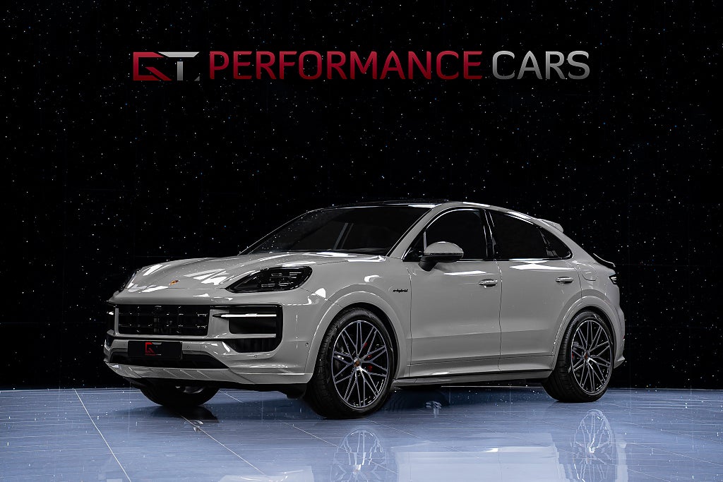 Porsche Cayenne S E-Hyb Coupé 2026 MOMS Sp-Design 22" 3.99%