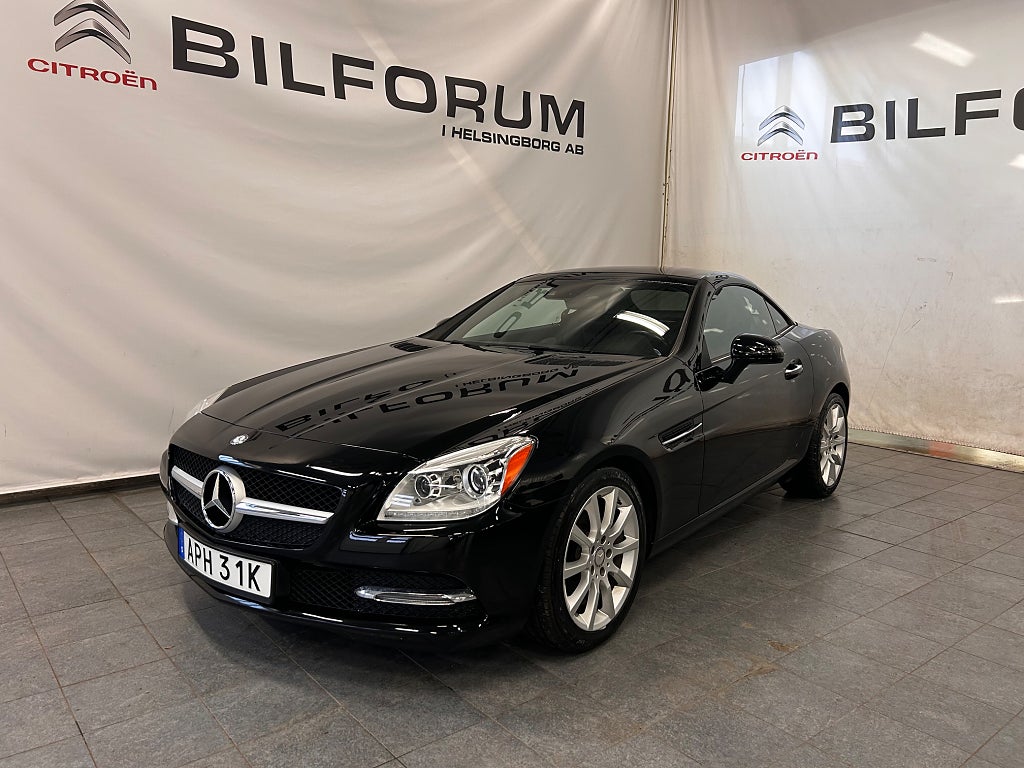 Mercedes-Benz SLK 300 9G-Tronic Cab 245 HK