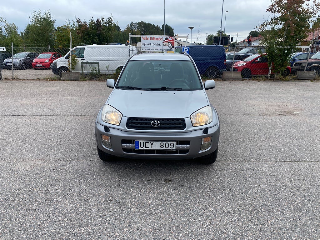 Toyota RAV4 5-dörrar 2.0 VVT-i 4x4