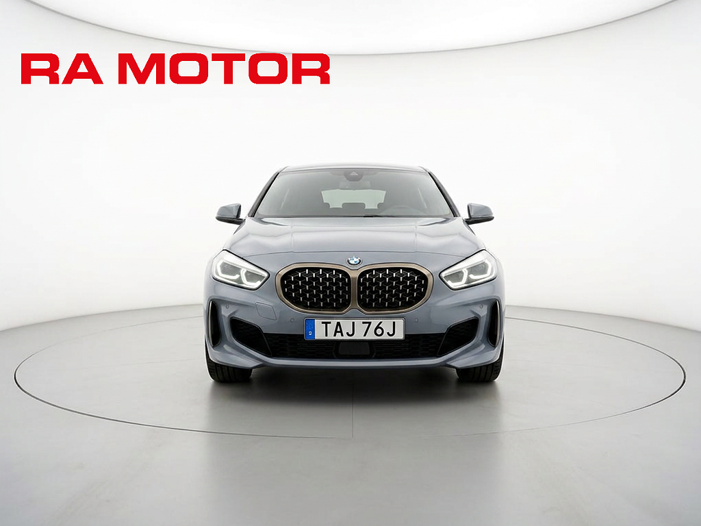 BMW M135i xDrive 306hk M Sport| Pano | H/K | Skalstolar | Adaptiv 2020
