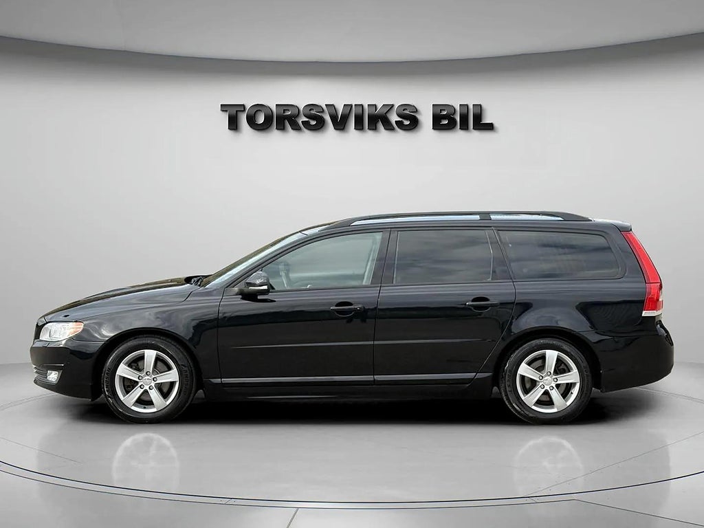 Volvo V70 D2 Geartronic Kinetic Värmare Drag 14900 mil - miniatyr 3