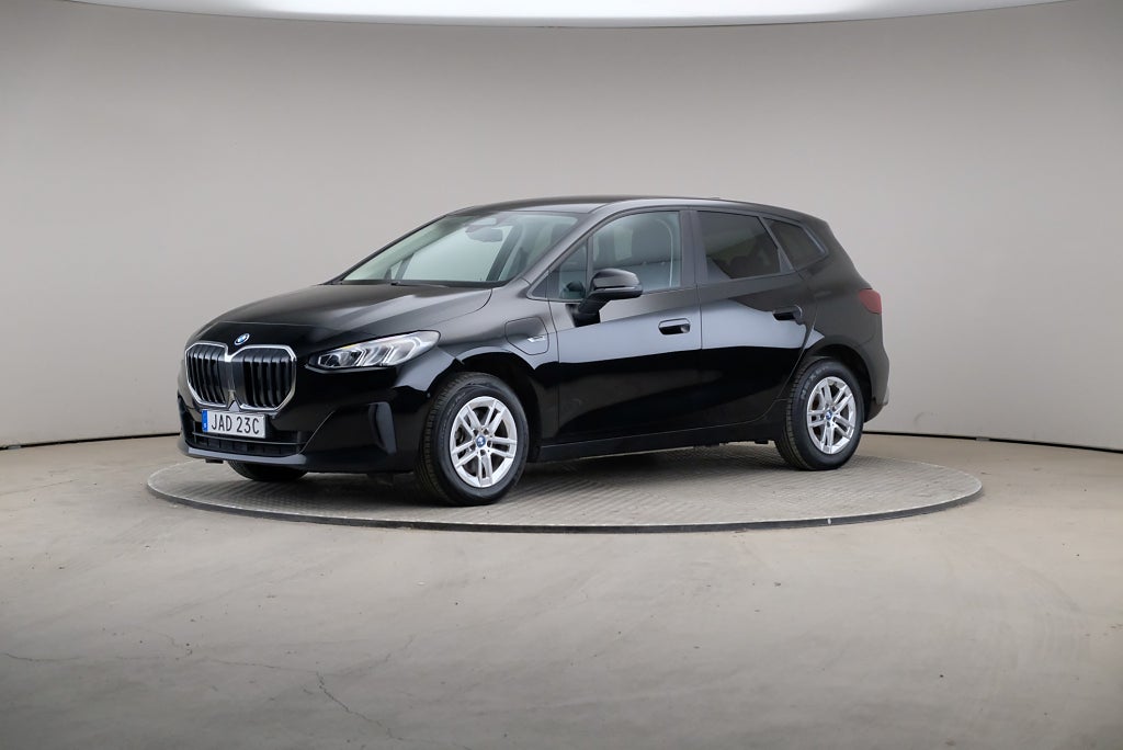 BMW 225 2 Active Tourer 225e 245hk xDrive Drag
