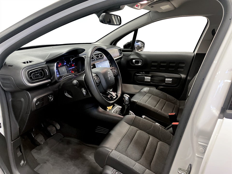 Bild på Citroen C3 Shine 1.2 PT 83hk BACKSENSORER FARTHÅLLARE