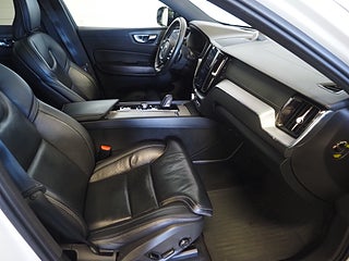 SUV Volvo XC60 12 av 28