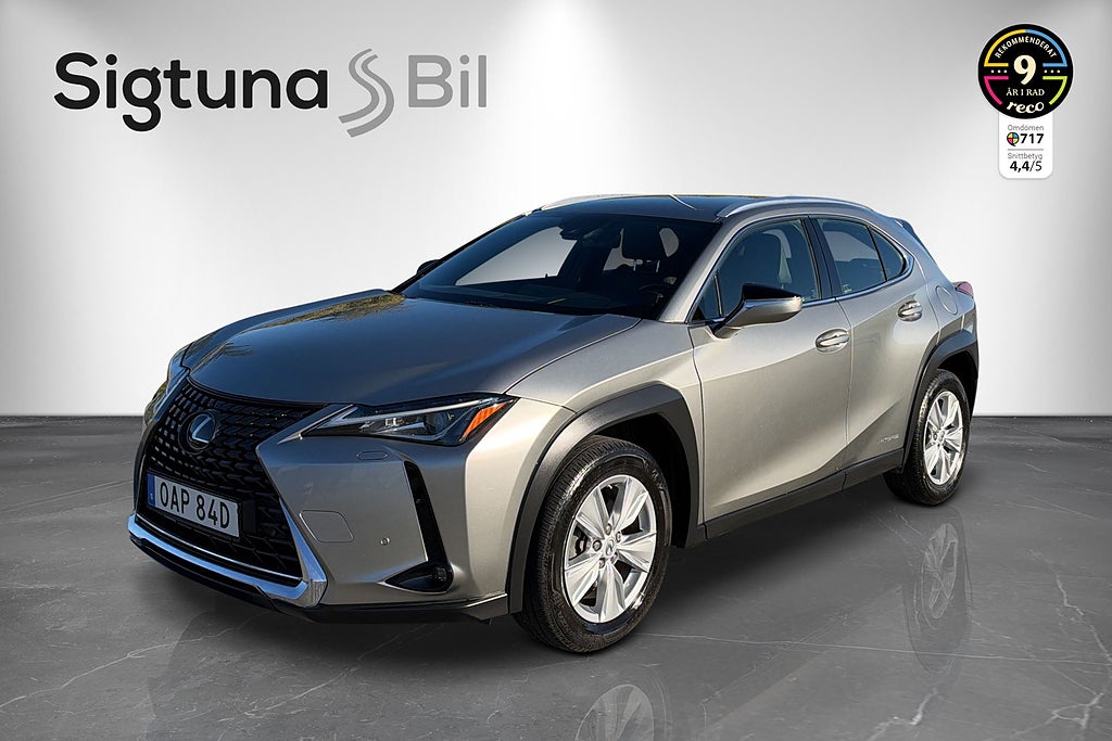 Lexus UX250h 250h CVT Teknikpaket / Backkamera 