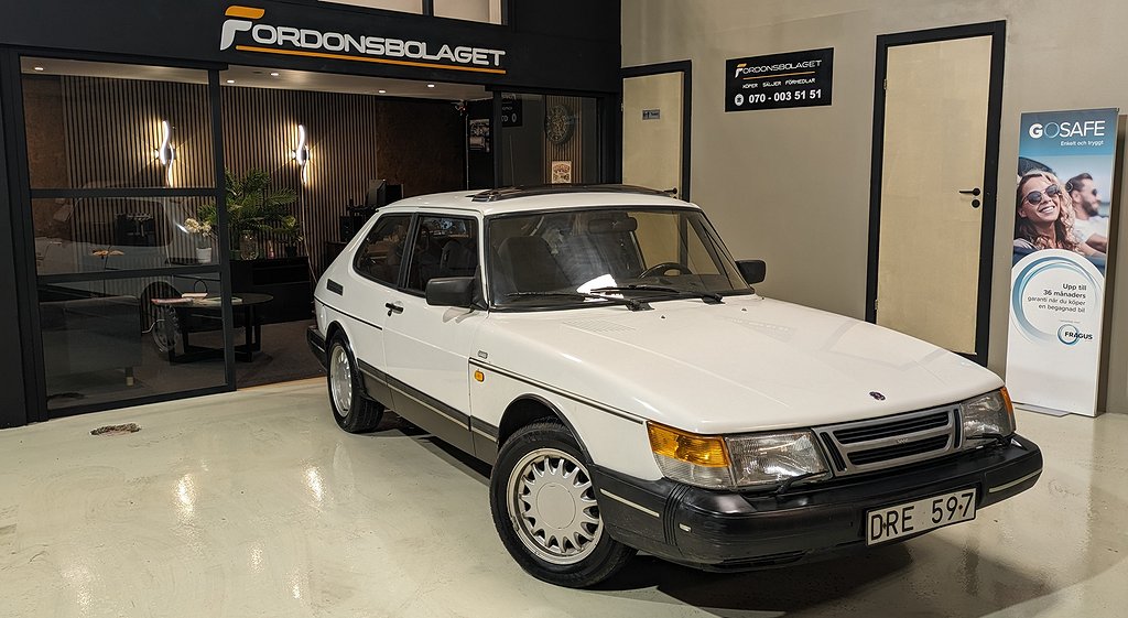 Saab 900 OG 3-dörrar 2.0  Få Ägare, Ny servad.