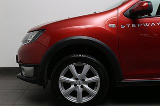 SUV Dacia Sandero 2 av 13