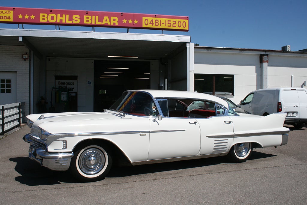 Cadillac De Ville Extended Deck