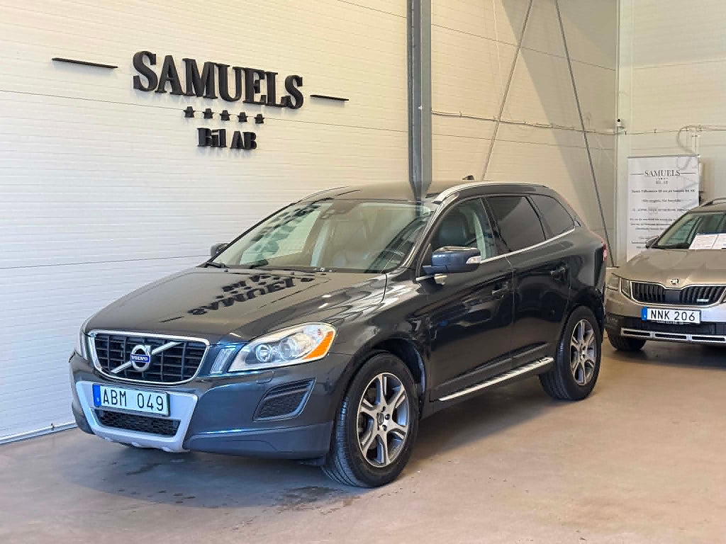 Volvo XC60 D5 AWD Geartronic Summum 