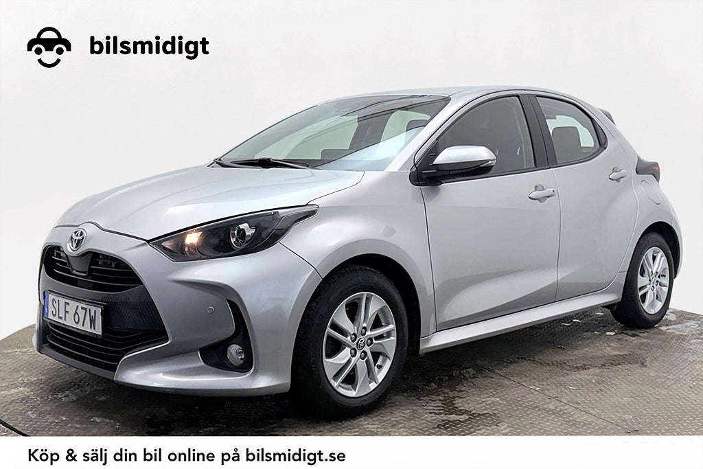 Toyota Yaris Yaris 1.5 Hybrid Rattvärme Kamera AdaptivFH MOMS 116hk