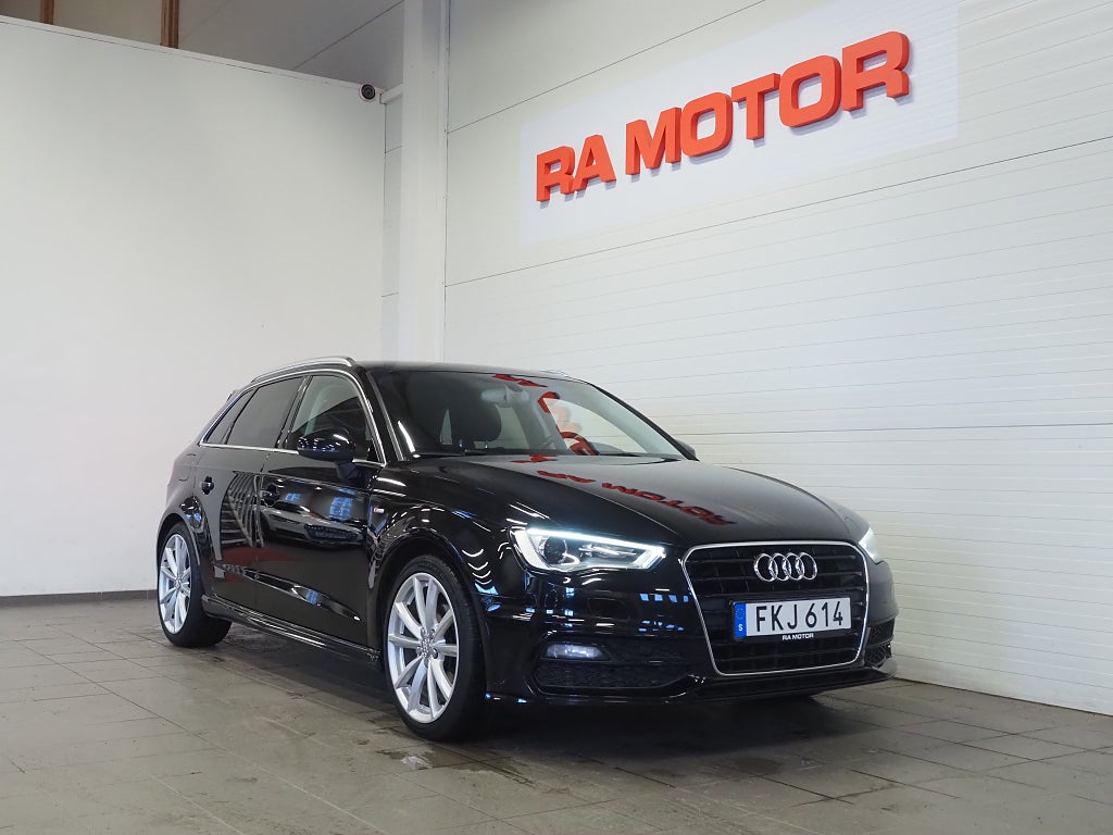Audi A3 SB 2.0 TDI 150hk S Tronic S-Line M-Värm Navi Alcantara