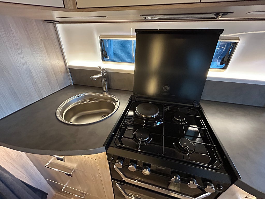 Kabe ROYAL 520 XL KS / ALDE / UGN / TÄTHETSGARANTI  - Kabe