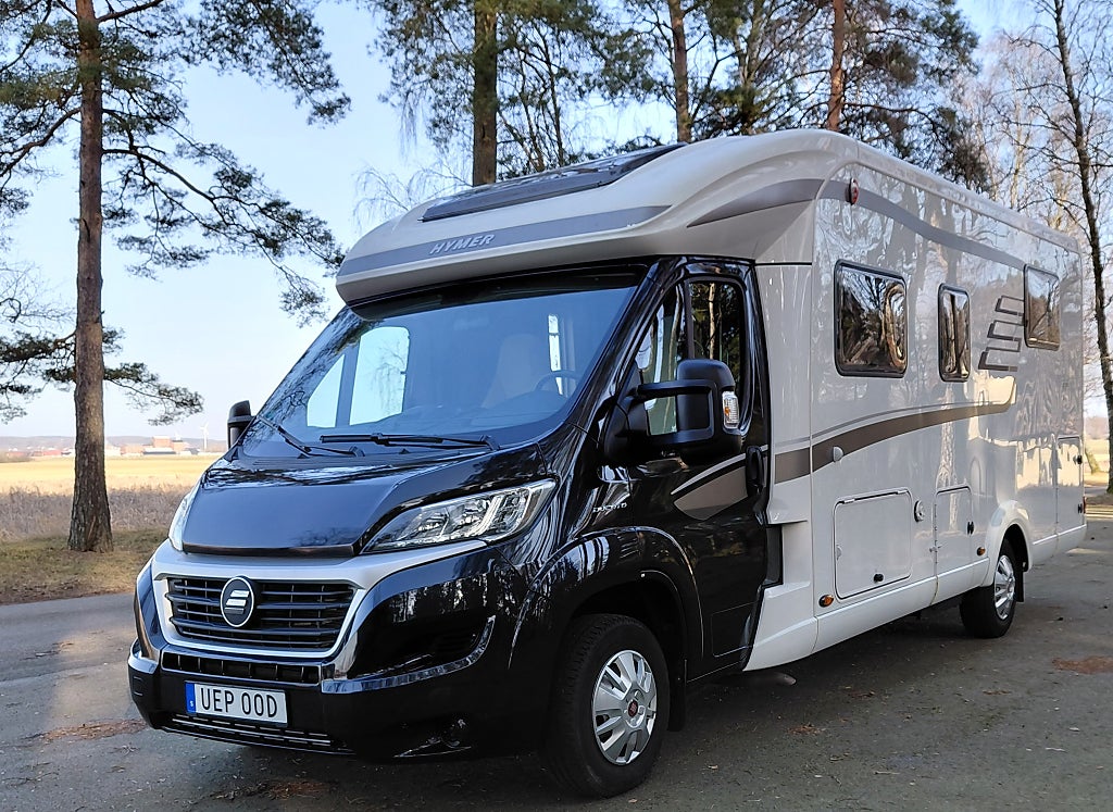 Hymer 698 CL Black line Halvintegrerad  698 CL Black Line   Fiat 2,3 M