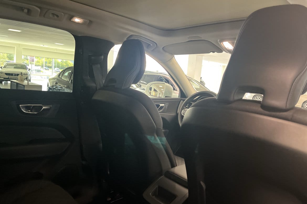 Volvo XC60 T6 Core Special Edition 2025, kuva 7/37