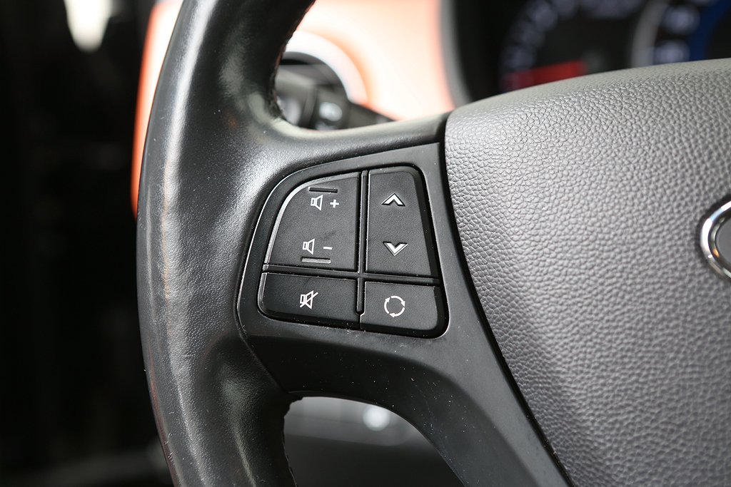 Hyundai i10 1,0 67hk ComfortPlus 1ägare Nyservad + Nybesik 2015
