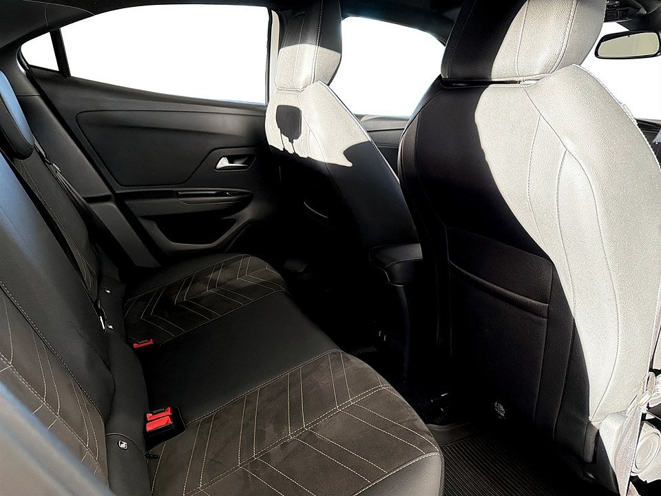 Bild på Opel Mokka Ultimate 1.2 Turbo 130hk Aut - B-KAMERA, CARPLAY