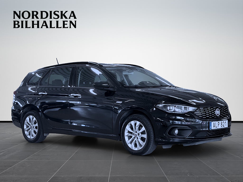 Fiat Tipo Kombi 1.4 FIRE T-JET Nybesiktad Bluetooth P-sensor