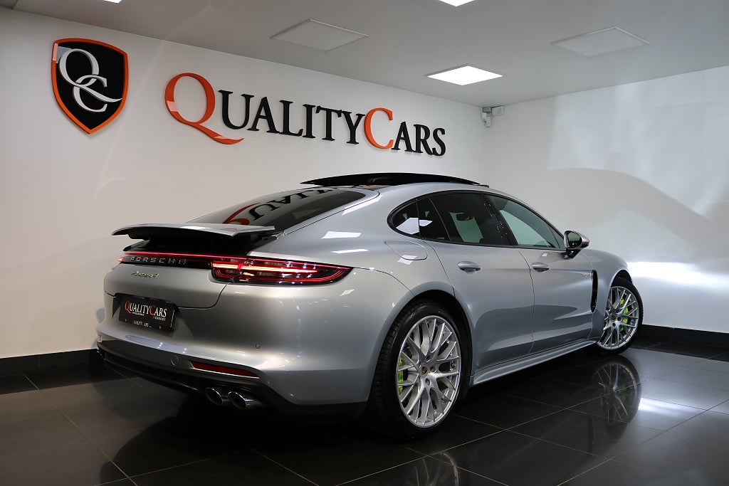 Porsche Panamera 2020 - miniatyr 3