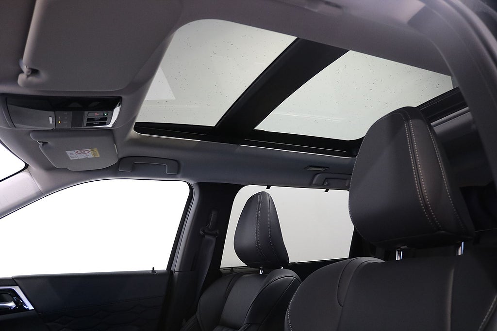 Bild på Mitsubishi Outlander Instyle PHEV Aut 4WD - DEMO