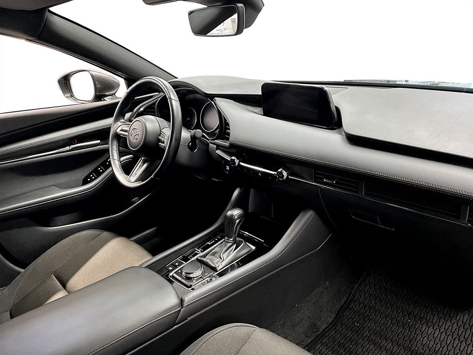 Bild på Mazda 3 2.0 SKYACTIVE-G M 150hk Aut NAVI P-SENSORER