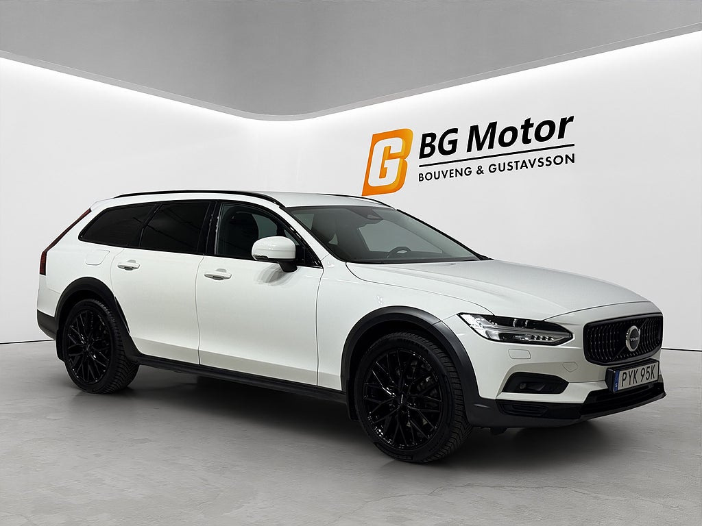 Volvo V90 Cross Country B4 197HK Aut AWD Advanced edt Drag/Värmare/Backkamera