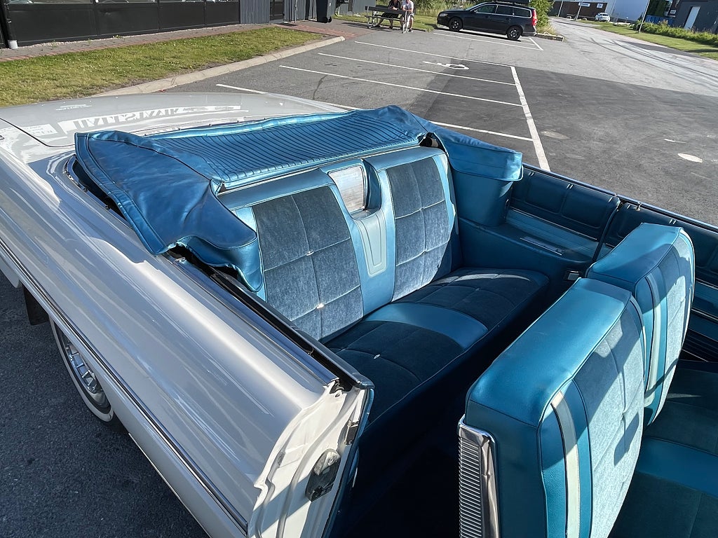 Oldsmobile 98 Classic Ninety-Eight Convertible Coupé 6.5 V8
