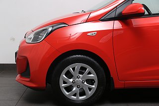 Halvkombi Hyundai i10 3 av 17