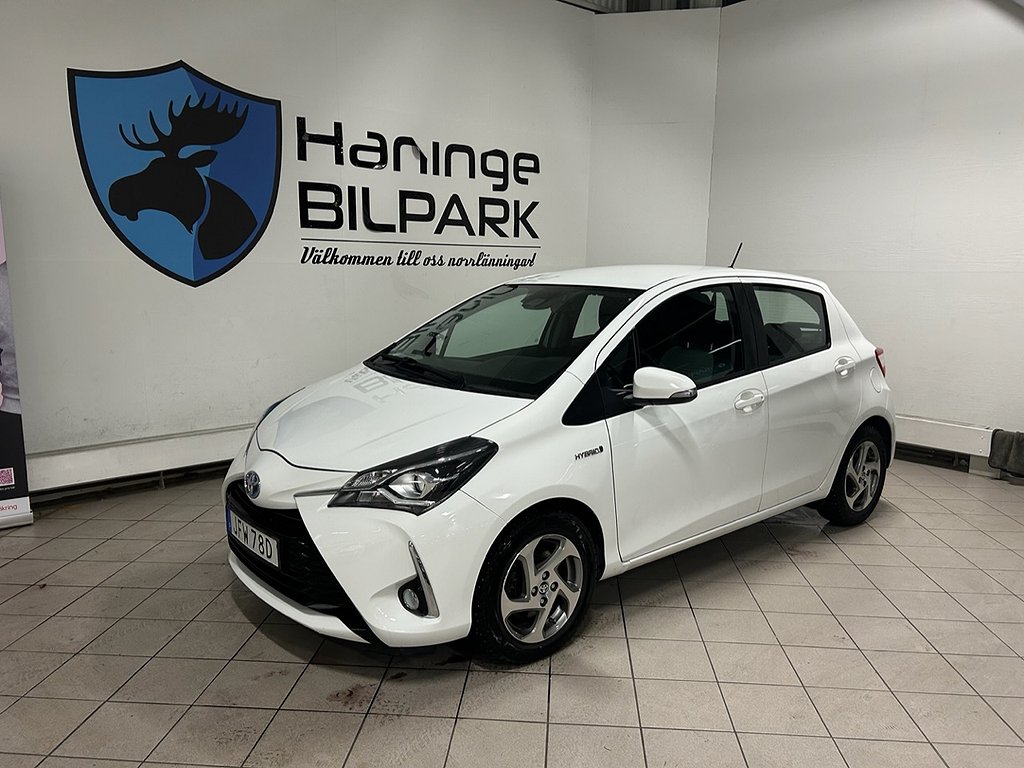 Toyota Yaris Hybrid e-CVT Active / SUPERDEAL Fr 1640Kr/MÅN/B-KAM