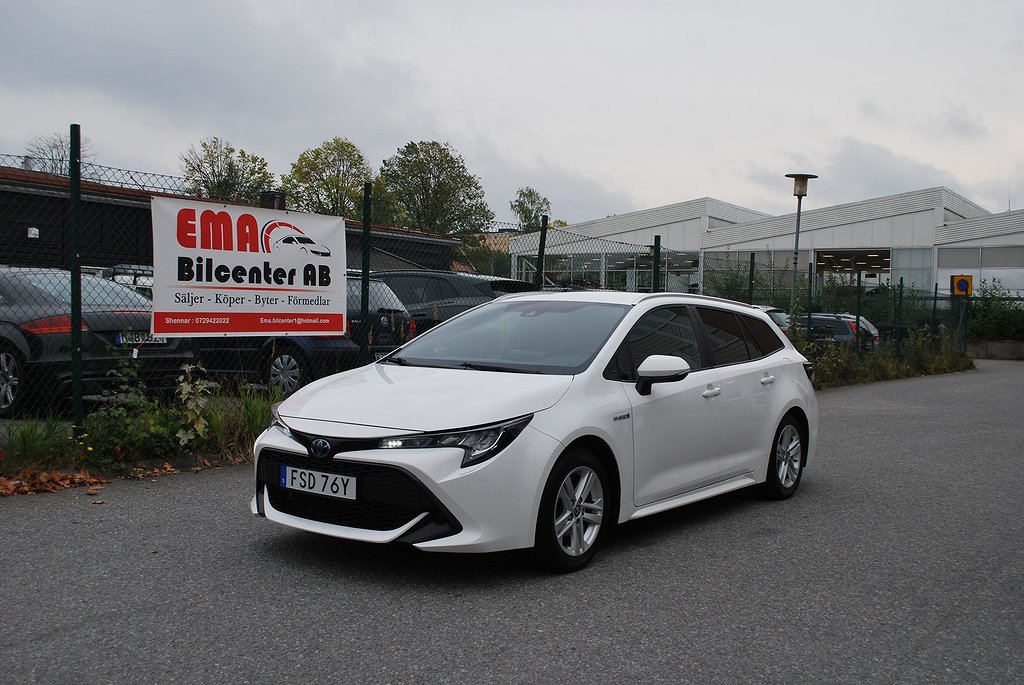 Toyota Corolla Hybrid e-CVT Active|1äga|moms|DRAG|adaptiv fa