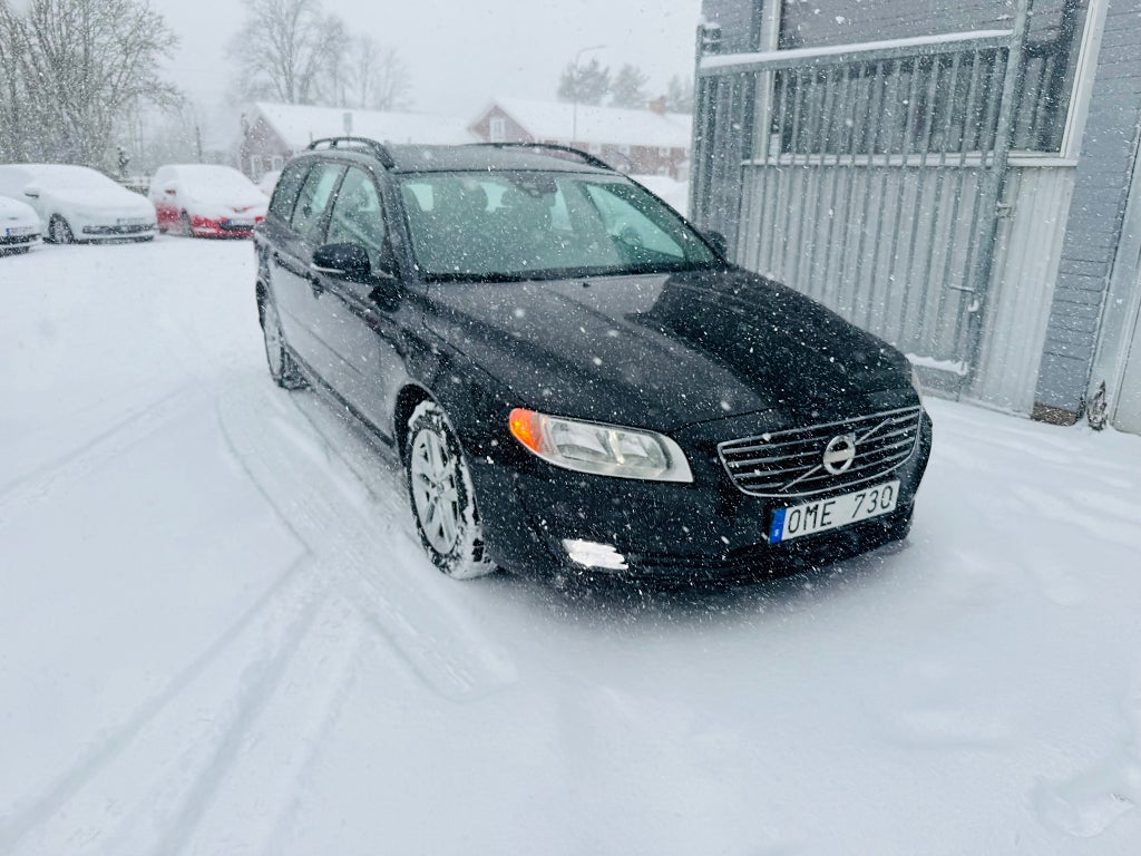Volvo V70 D2 115HK BUSINESS / DRAG / VÄRMARE