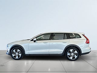 Volvo V60 Cross Country D4 AWD Momentum S&V-hjul/Kamera/Carplay/Handsfree/Dvärm