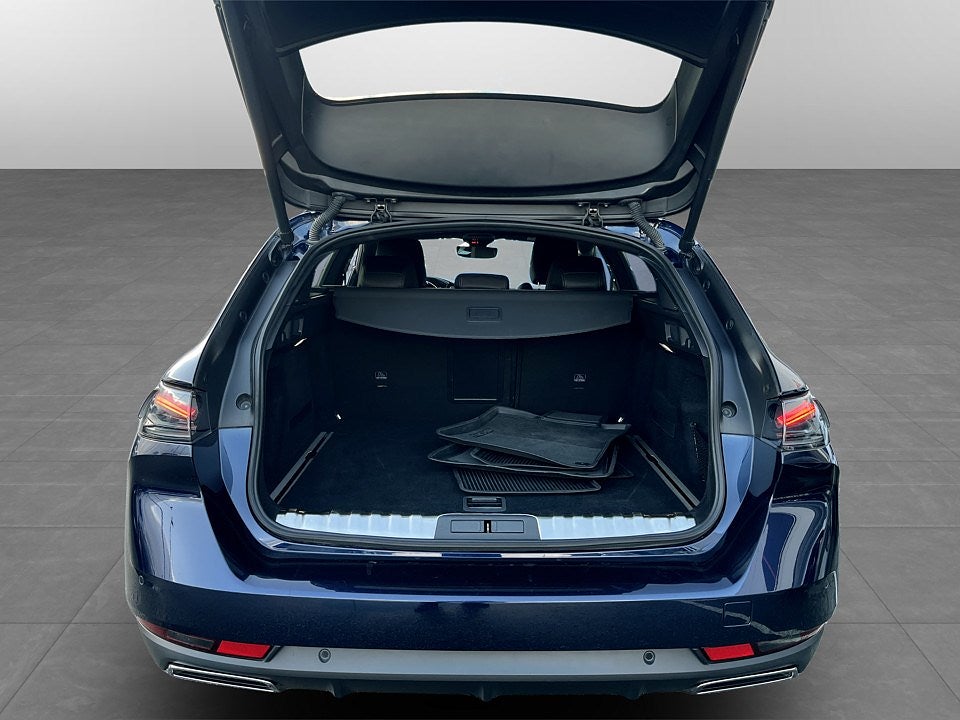 Bild på Peugeot 508 SW GT 1.2 PT 130hk Aut - B-KAMERA,NAV,CARPLAY