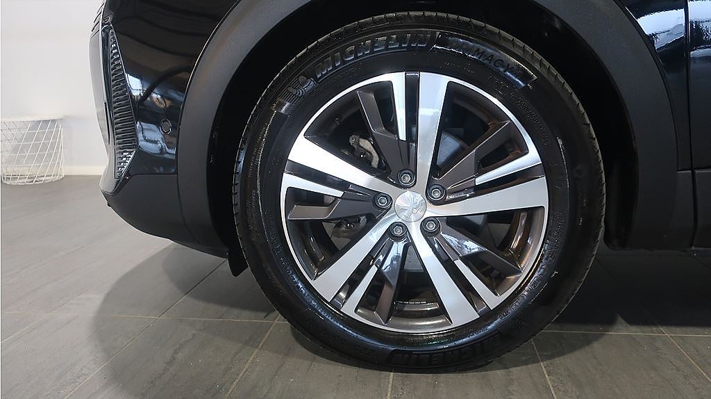 Bild på Peugeot 3008 GT 1.2 PT 130hk Aut - ELBAKLUCKA