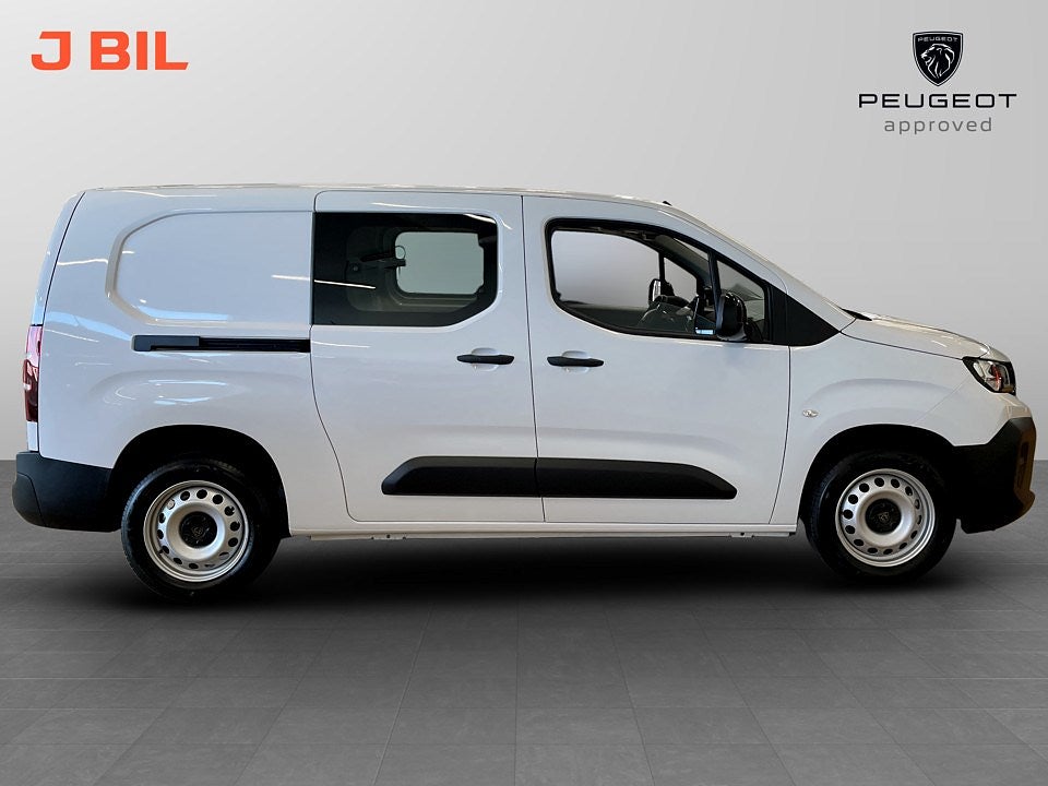 Bild på Peugeot Partner Crew Cab 1,5 BlueHDi 130hk Aut - EDITION! SERVICE & VINT