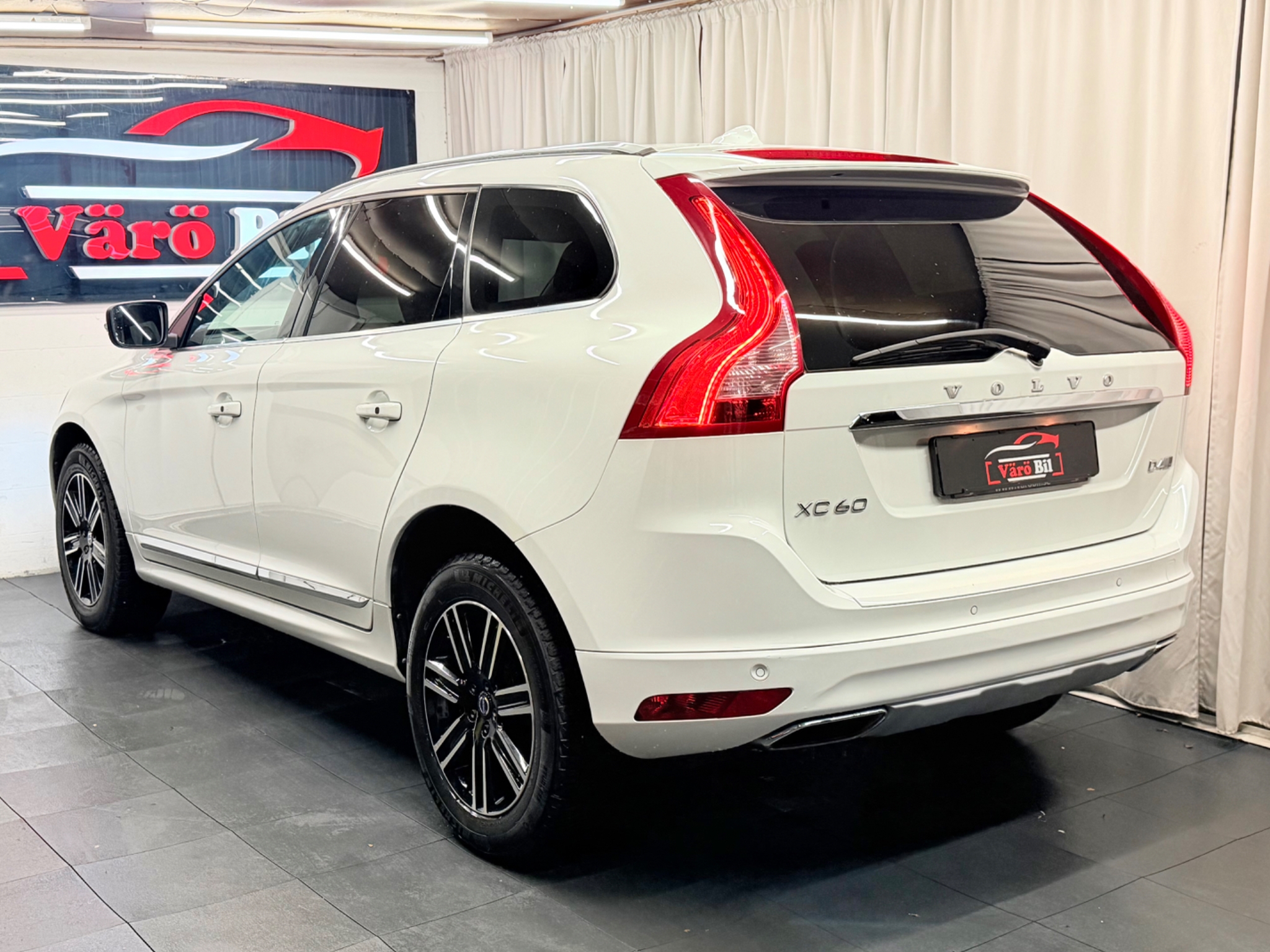 Volvo XC60 2017, kuva 2/67