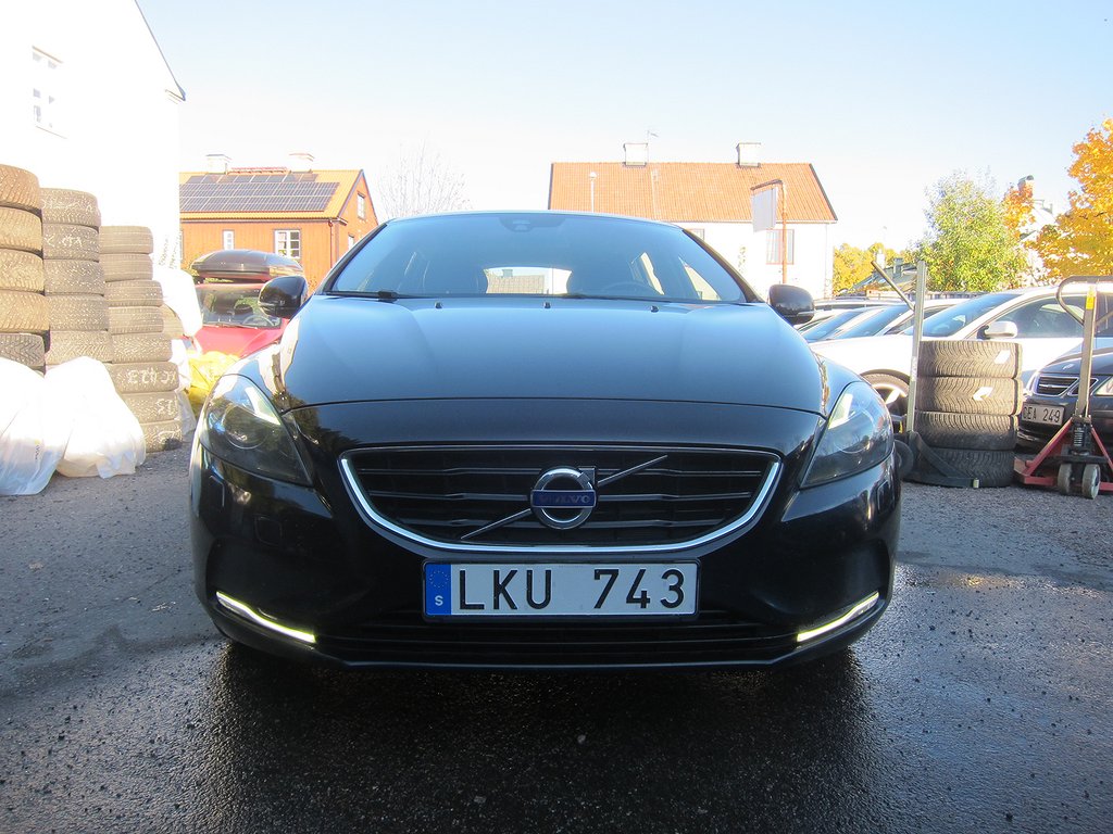 Volvo V40 D2 Momentum Euro 5