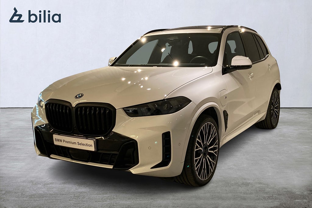 BMW X5 xDrive50e M Sport PRO Panorama Värmare Kamera Drag