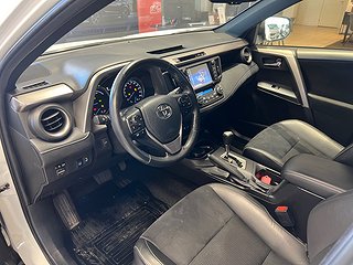 Toyota RAV4 Hybrid 2.5 AWD X-Edition Kamera Rattvärme S&V
